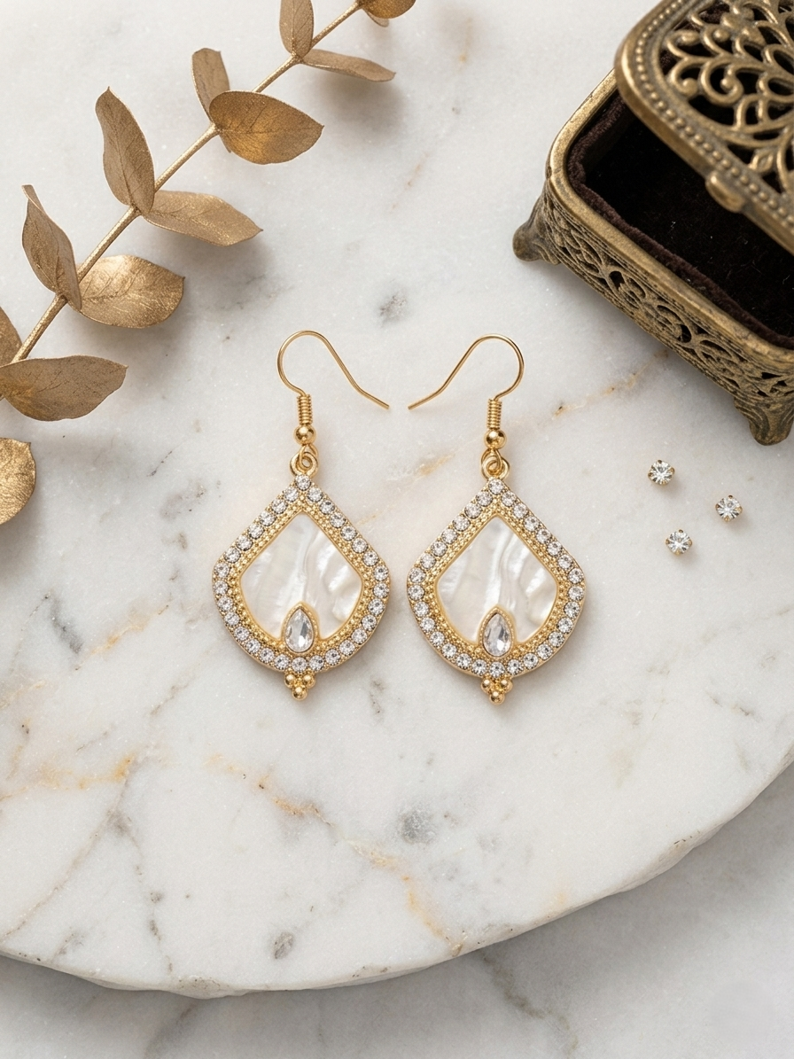 Ornate Vintage Rhinestone Drop Earrings – Gold & Crystal