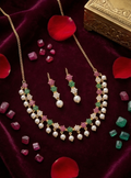 Traditional Gold-Plated Crystal & Pearl Choker Necklace with Matching Studs imitation